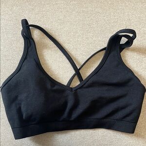 Alphalete sports bra